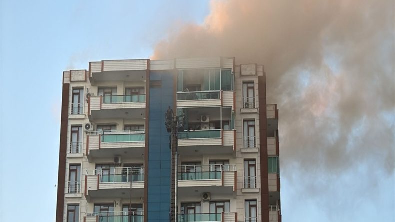 Yangında 4 Kişinin Hayatını Kaybettiği Bina Yönetmeliklere Uygun İnşa Edilmemiş