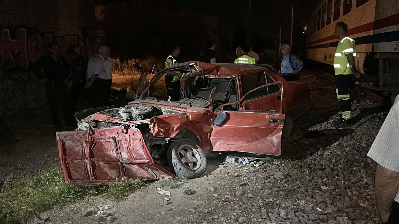 Kazaya karışan otomobilin hurda hali