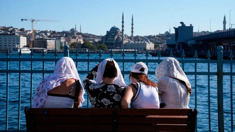 Yurt Genelinde Sıcaklıklar Yükseliyor: Termometreler 39 Dereceleri Görecek