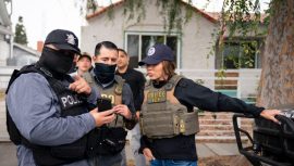 Yüz Binlerce Göçmene Tebligat: Ülkeden Ayrılın