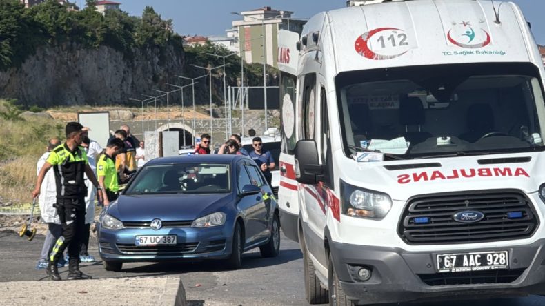 Zonguldak’ta Otomobil ve Motosiklet Çarpıştı: 2 Ölü