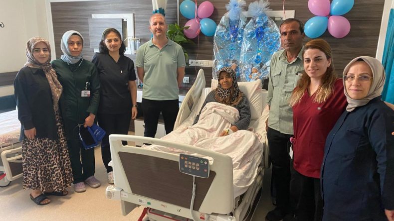 53 Yaşında İkiz Doğum Gerçekleşti