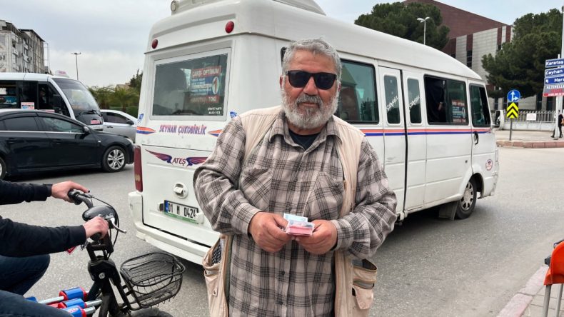 70 Yaşındaki Amca Yeni Bir Meslek Yaratıp Sorunu Çözdü
