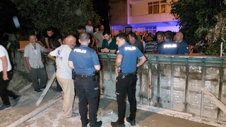 Arazisini Satın Alan Kişi Yolu Kapattı, Mahalleli Zor Durumda Kaldı