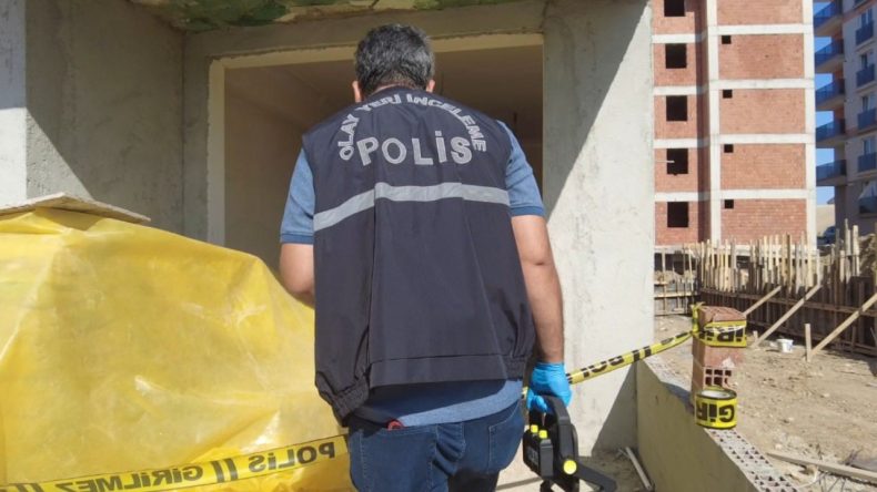 Asansör Boşluğunda Hayatını Kaybetti