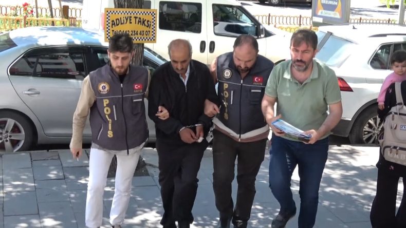 Ayrıldığı Eşini Bıçaklayan Adam Uzaklaştırma İstemiş