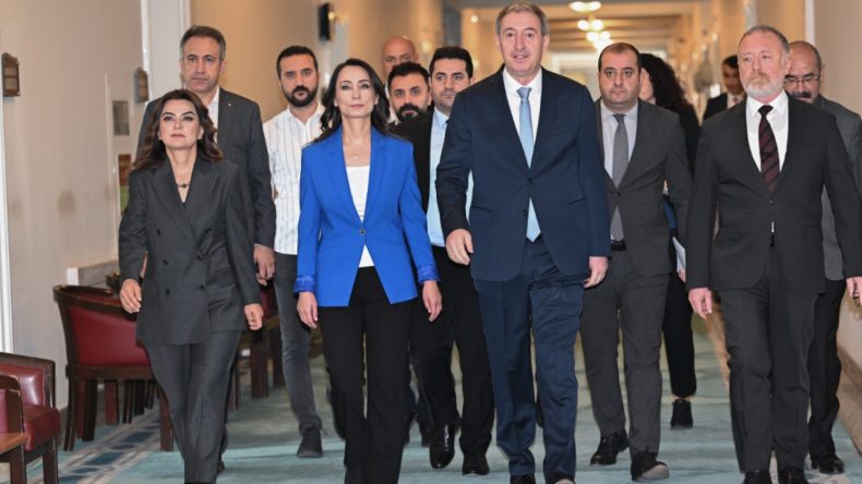 DEM Partisi, Bahçeli ve Özel ile Görüşecek