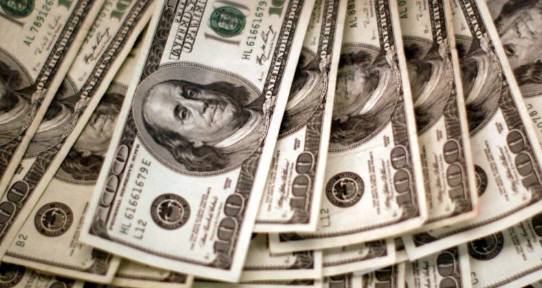 Dolar 40'ın Üzerinde Gücünü Koruyor