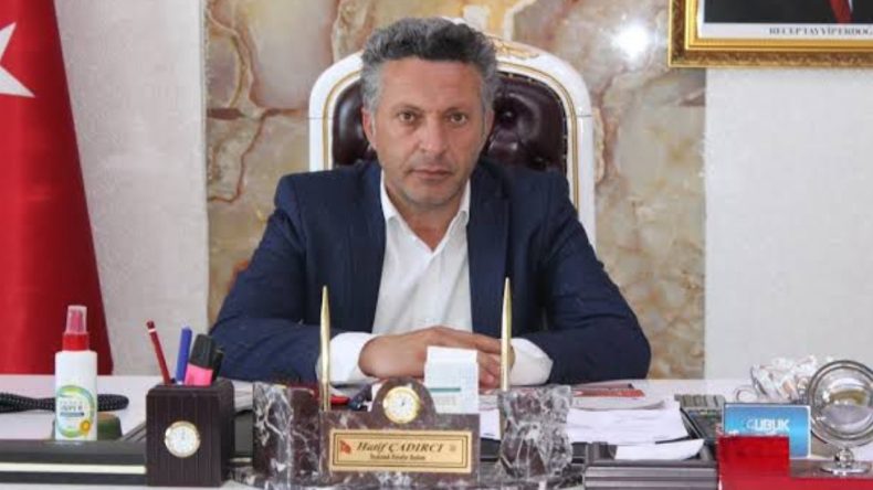 Elazığ'da İş Kazası: Belediye Başkanı ve Çalışanı Yaralandı