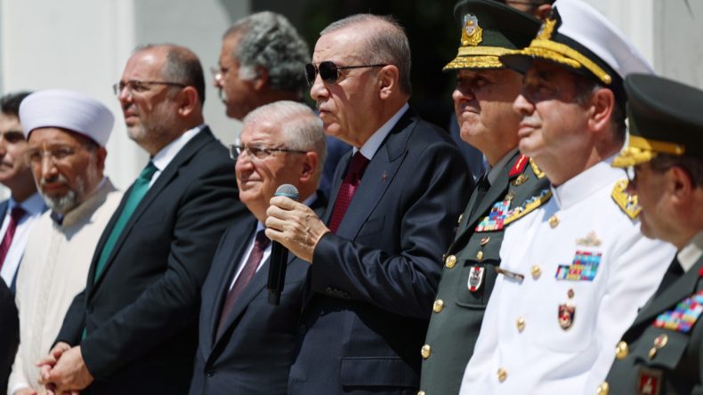 Erdoğan: Tarihi Adımlar Atıyoruz