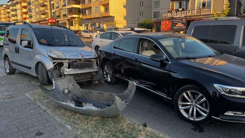 Eski Belediye Başkanı Trafik Kazası Geçirdi