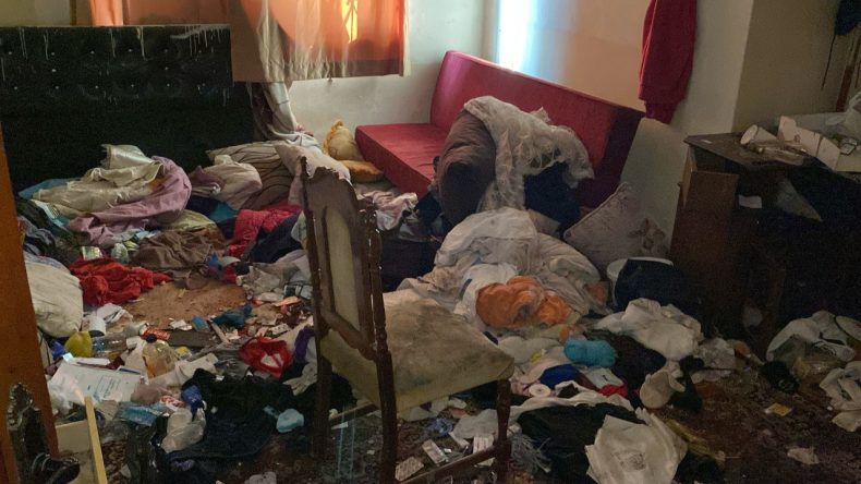 Evi Çöplüğe Dönüştürüp Kayıplara Karıştı