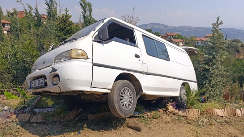 Freni Boşalan Aracın Altında Can Verdi