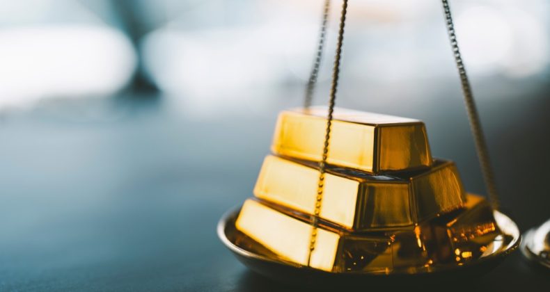 HSBC Altın Fiyat Tahminlerini Yükseltti