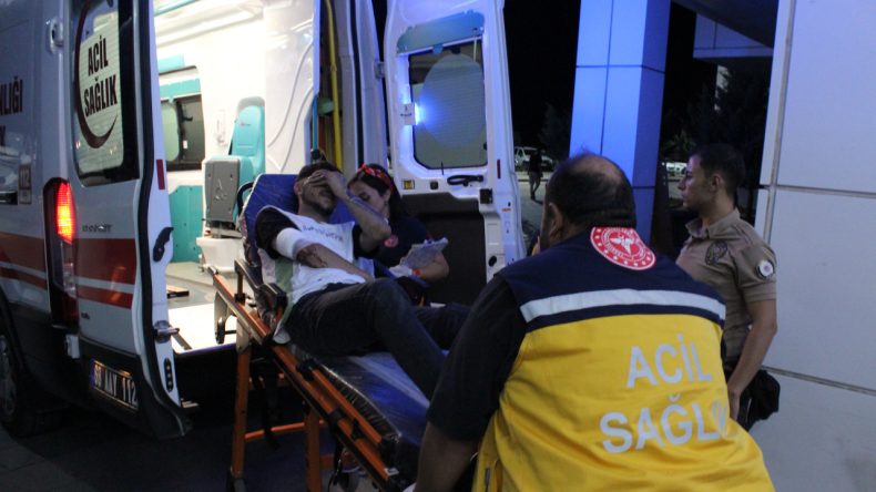 İki Arkadaş Arasında Bıçaklı Kavga