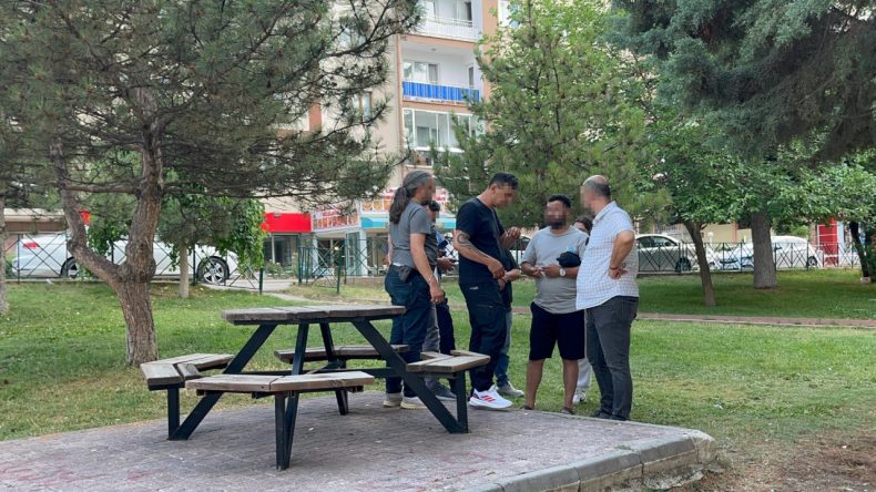 Kayınçosunu Tabancayla Vurarak Kaçtı
