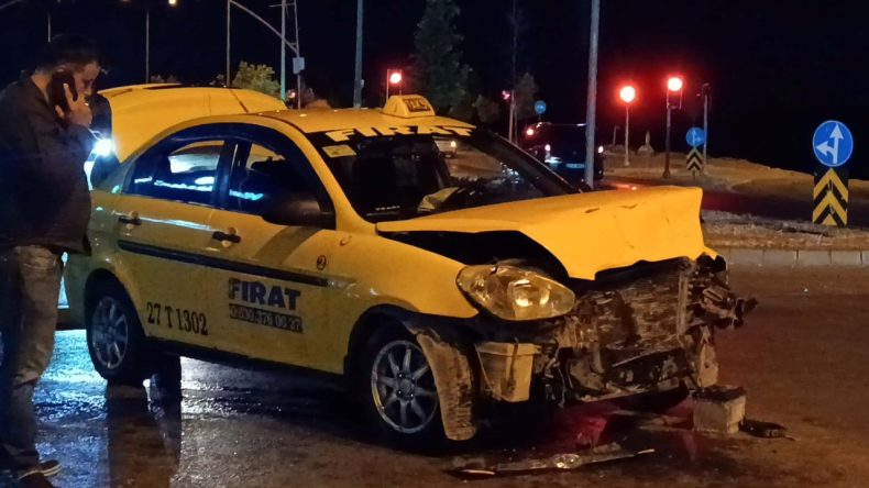 Kaza Sonrası Arbede: 12 Kişi Gözaltında