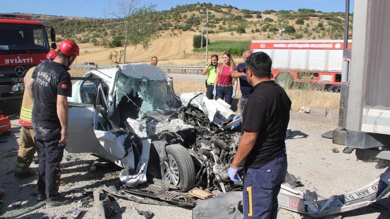 Kula’da Feci Kaza: Baba ve 3 Çocuğu Hayatını Kaybetti