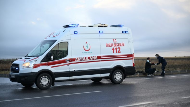 Kütahya'da Motosiklet Kazası: İki Gençten Birinin Hayatı Kayıp
