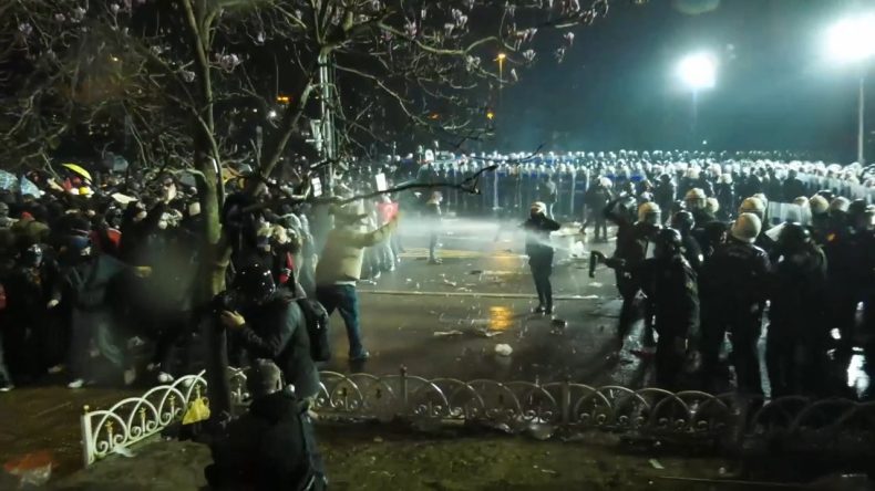 Mahkemeden Bazı Polisler ve Kamu Görevlileri İçin Suç Duyurusu