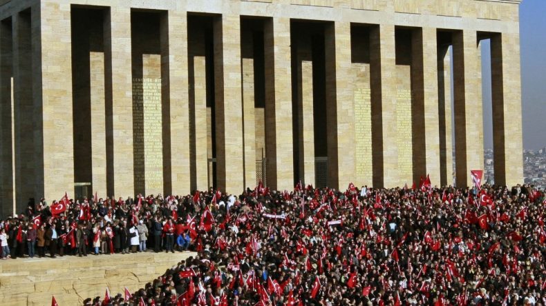 Milyonlar Anıtkabir'e aktı: Bu sevda bitmez