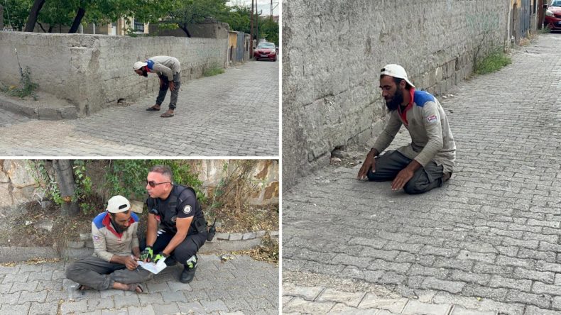 Polise Yakalandığında Namaza Duran Kağıt Toplayıcısı