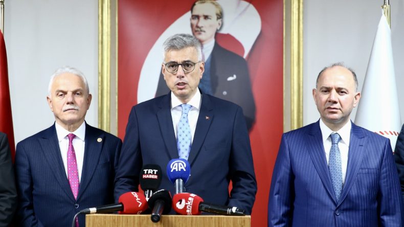 Sağlık Bakanı Memişoğlu Orman Yangınlarının Etkilerini Açıkladı