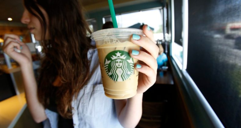 Starbucks, Çalışanlarını Ofise Dönmeye Zorlamakta