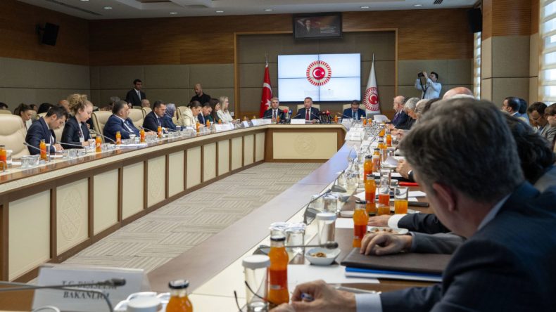 Terörsüz Türkiye için Halk Bilgilendirilmeyecek mi? Meclis'ten Gizlilik Kararı