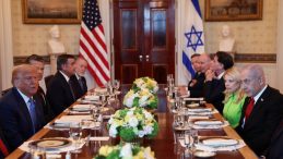 Trump, Netanyahu'yu Üçüncü Defa Ağırladı: 'Gazze'de Barış Yolundayız'