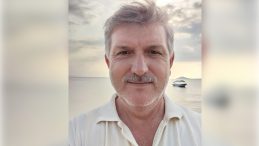 Yaban Arısı Saldırısı Sonucu Bir Kişi Hayatını Kaybetti: Eşi Kalp Krizi Geçirdi