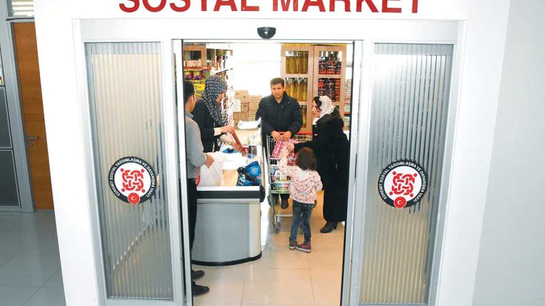 Yoksulluğun Mimarı Oldular